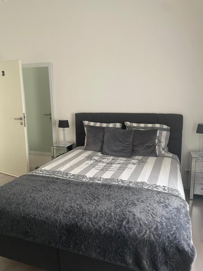 Executive Double Room With En-Suite In Guest House Rue Trevires R3 Luxemburgo Exterior foto